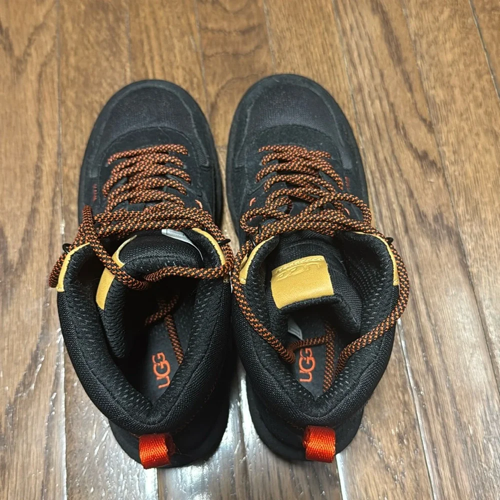 UGG Black/Orange Lace Up Sneaker - Picture 5 of 9